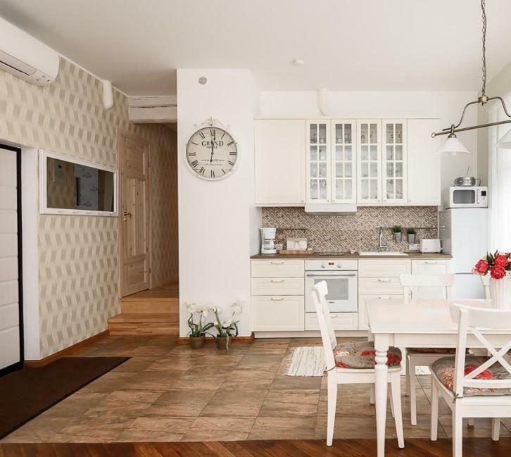 Roosi Apartment Pärnu Extérieur photo
